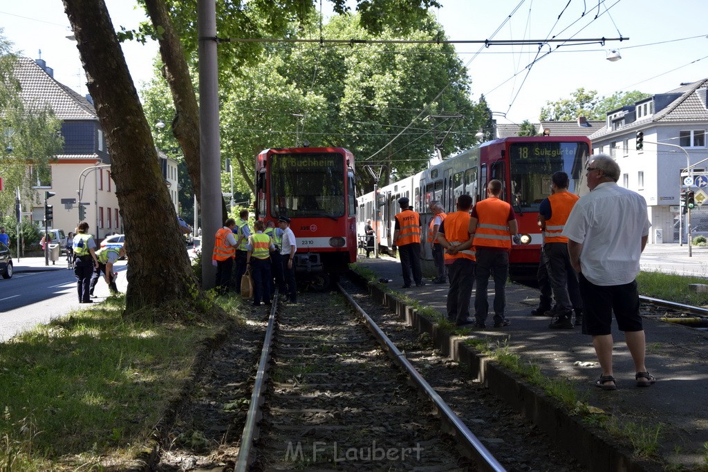 VU Roller KVB Bahn Koeln Luxemburgerstr Neuenhoefer Allee P049.JPG - Miklos Laubert